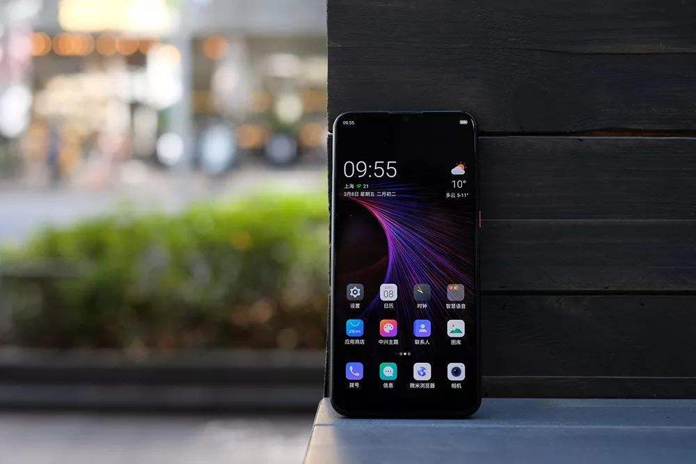 千元良心机3200万联发科p70128gb仅999元