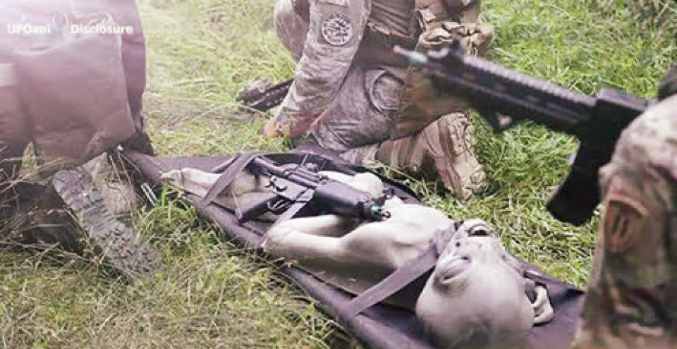 实拍罗斯维尔事件:捕获ufo及外星人视频曝光