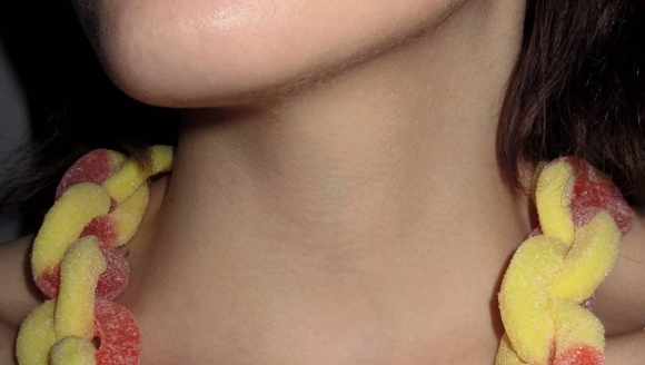 ��ƽ��Ƭ��Ϻ�ʶ�����Ů��Ӱʦ�ĸ�ִ���