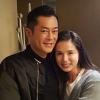 古天乐和刘亦菲接受采访,一个粤语一个普通话