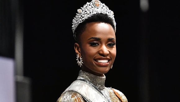 2019�껷��С��ѡ�����������¯ �Ϸ�26�����Ů��ժ�ù��