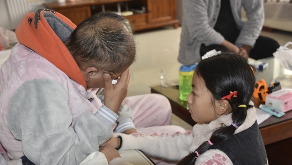 ĸ�׻�����Ů�����������������ں�����