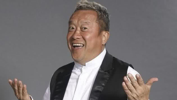 ����Ӱչ�������������¶�棬�������־ΰ�ϿɵĶ�ϱ����