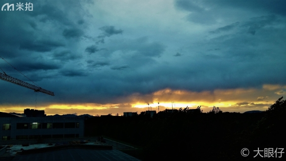 ��-ɫ��-����