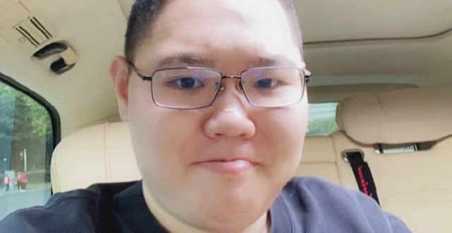 穿紧身衣cos英雄联盟盲僧,太惊艳pdd晒口罩,1000元征集同款自拍,结果6