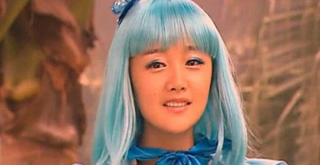 《小魔仙:容貌一样,女王喜欢小蓝却不喜玲珑,知道原因太现实