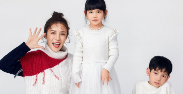 杨烁儿女写真照曝光,和妈妈一起合拍,一家子的高颜值!