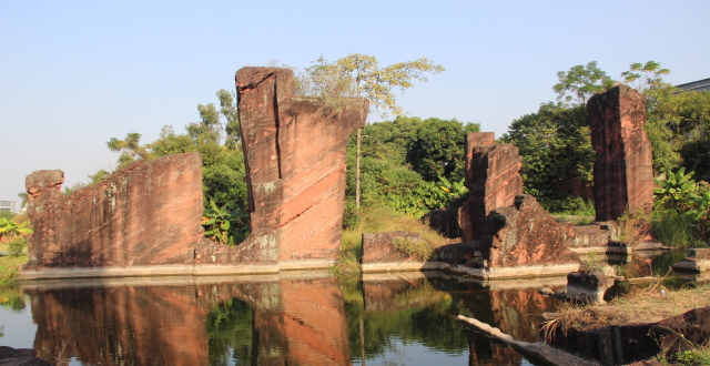 带你走进东莞石排红石山公园