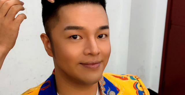 柯以敏等众星录香港卫视春晚 邰上黄《赵燕哝》录制桥段出意外被赞