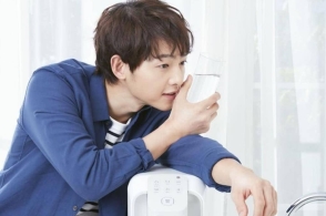 宋仲基再搭《狼少年》导演，新戏未播先火，获老熟人高度评价