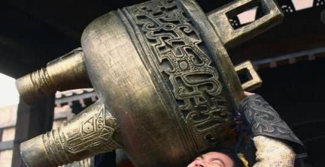秦武王赢荡真是举鼎而死吗？他的死能给今世怎样的启发？_腾讯新闻