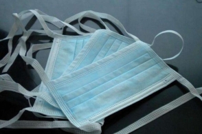 一次性口罩每只5元涨价至10元，上海一超市被立案调查