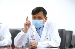 张文宏：新冠肺炎和SARS不一样 关键在于早期及时救治