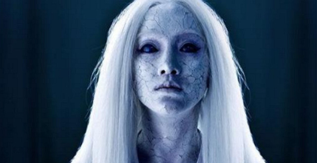 当女星变成"白发",范冰冰惊艳,赵薇吓人,还是她最经典