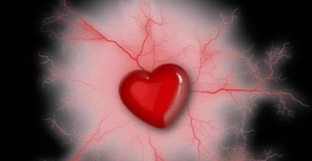 女孩子心脏突然"抽痛"一下,90%是这3原因,女生:可别吓我!