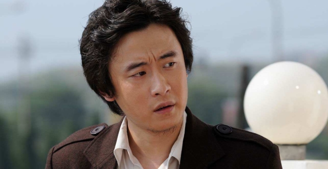 一代影帝的落寞:从《魔幻手机》到网络主播,李滨用了12年时间