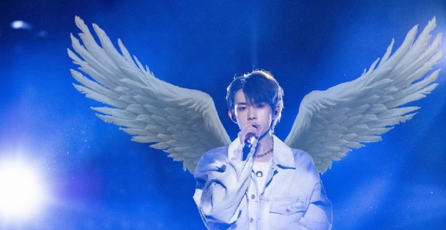 龚慈恩女儿李丽珍女儿邱淑贞女儿王一博谢允邓伦旭凤,相似造型的单