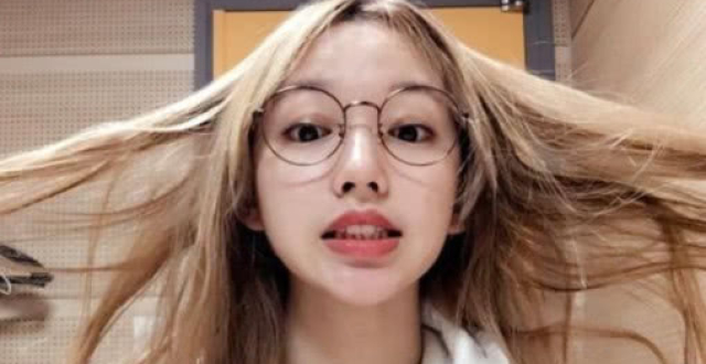 回到家卸妆的程潇,才是宅男中心目的女神,网友:完了,我已沦陷