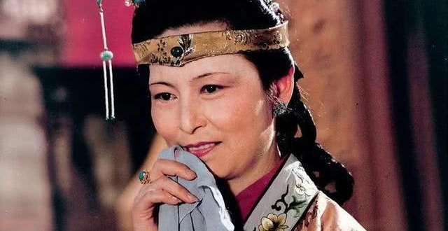 《红楼梦》牡丹花薛宝钗,真正的佳人,给了我们温暖的力量抄检大观园