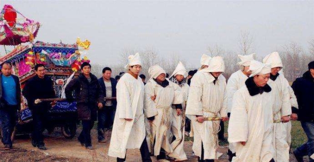葬礼中“奠”是什么意思？为什么不用“祭”字？文化深_腾讯新闻