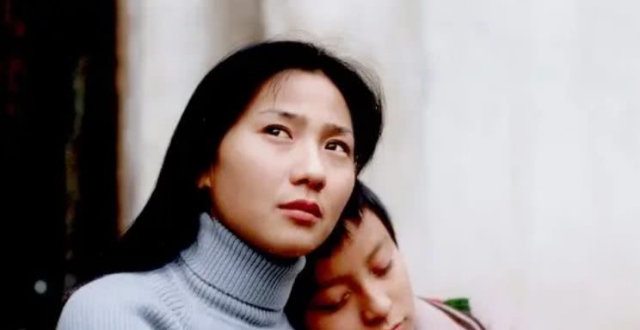 李玉的这部禁片，它比《苹果》更大胆_腾讯新闻