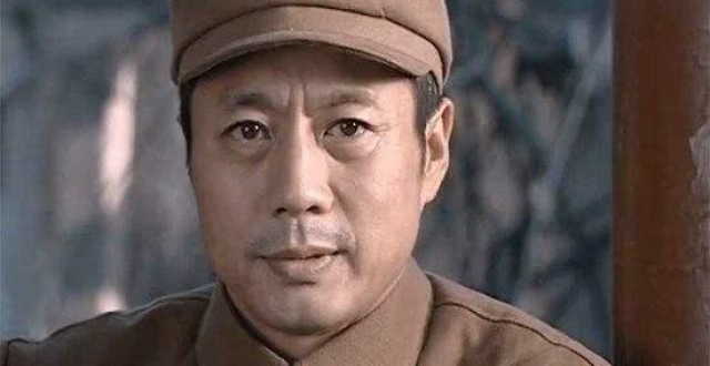 《亮剑》中孔捷部队一个师吃不掉美军一个营，假如换成李云龙会怎样？_腾讯新闻
