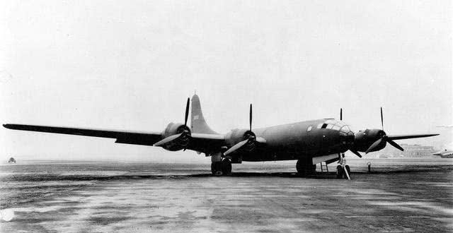 红色B-29，引进12架，记录图-4在中国空军服役的日子_腾讯新闻