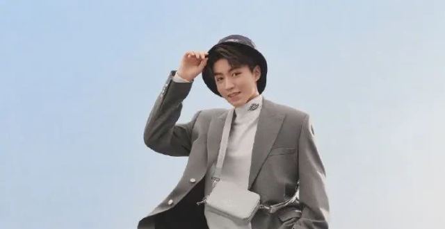 周杰伦上脚 Dior AJ1！自称“全亚洲最速上脚”！_腾讯新闻