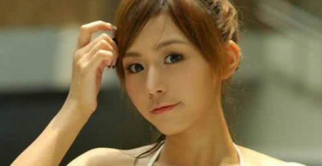 "宁愿坐在宝马上哭"的马诺:都是节目组让演的,如今只想当绿茶