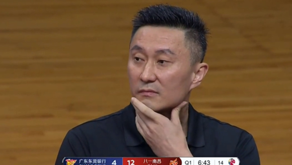 ˫��Ԯ�Ĺ㶫�ö��־��£��ܹھ��Ƿ���������ԣ�ʣ�Ǿ�������