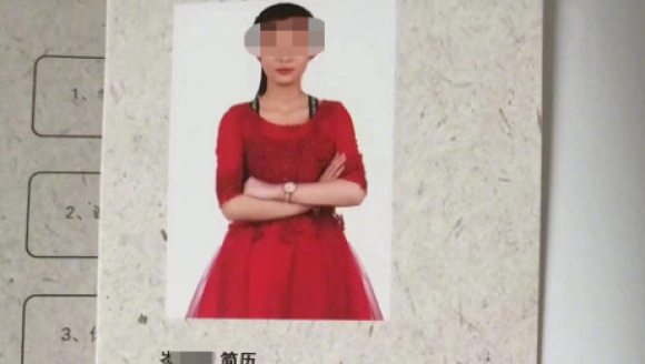 16��Ů��һ��д2000��ʫ��һ�ײ���1���ӣ����ף��ųɰ�������ʵ