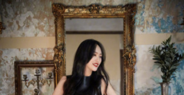 唐嫣产女后不惧脸部被嘲松垮老态 新代言直怼镜头