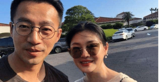 汪小菲深夜泡吧还紧搂美女?本人霸气怒怼:哪个眼睛看见我手了