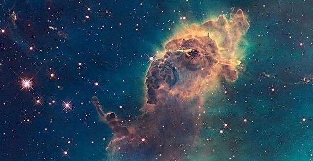 宇宙中最恐怖的生物,比星球还大!