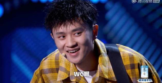 脱口秀冠军王勉:大笑背后的淡淡悲凉