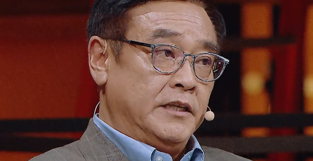 尔冬升大骂工作人员,开怼黄奕,赵薇只"哦"一声