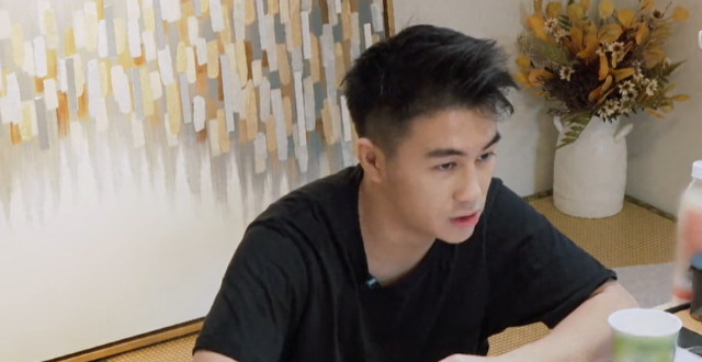 25岁何猷君好油腻，卖力秀恩爱结果尴尬，奚梦瑶几次暗示都没用