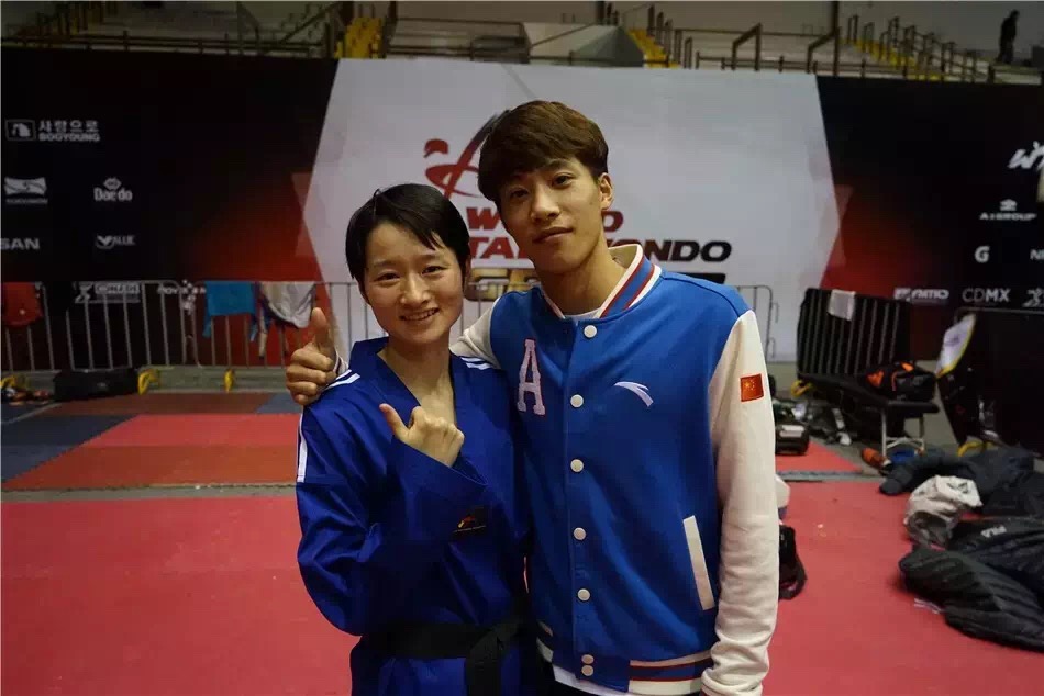 吴静钰与洪鑫鑫要说跆拳道女队的男陪练传统可是由来