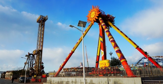 大连星海广场游乐场