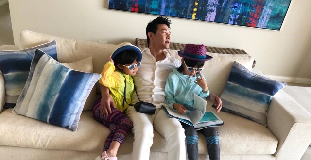 三胎儿子疑曝光？5岁男孩自称爸爸是陆毅，鲍蕾陪他游玩