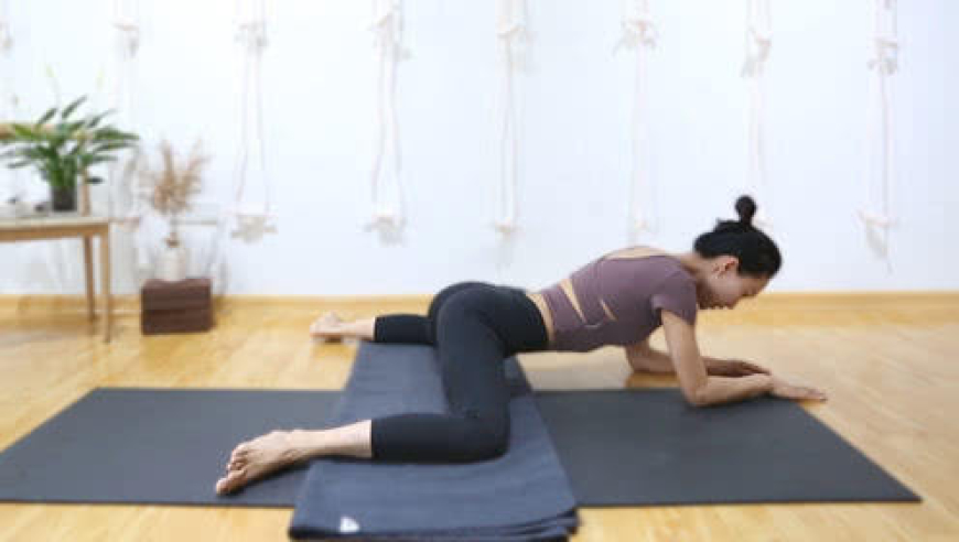 4点做对青蛙趴体式,开胯收腿变细,滋养卵巢,年轻10岁