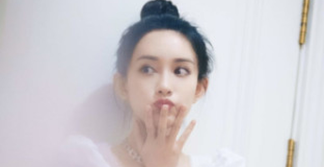 被郭敬明骂“网红脸”，擅改妆容抢戏，还蹭《陈情令》热度的她要凉了？