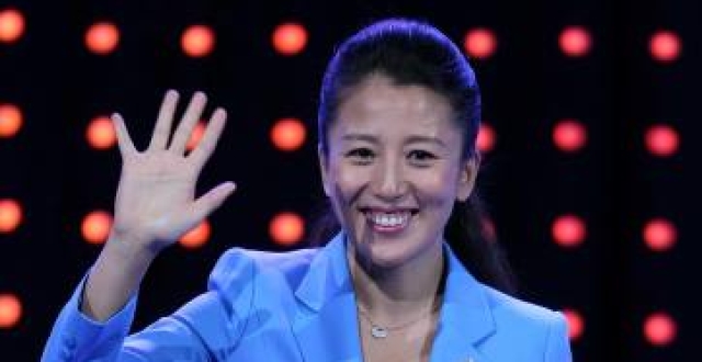 大杨扬《冠军绽放》揭秘冬奥首金背后故事 身怀六甲助力北京申冬奥_腾讯新闻