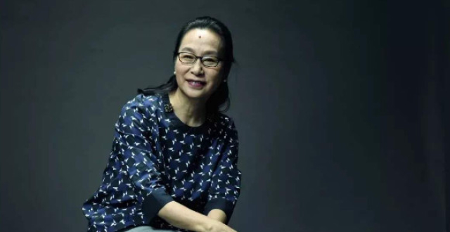 事业巅峰期锒铛入狱,前央视一姐沈冰质变的背后,隐藏着什么秘密撒贝宁