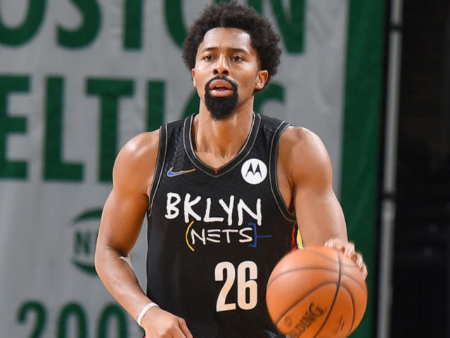 丁威迪自曝想在季后赛复出 今夏将跳出合同冲肥约