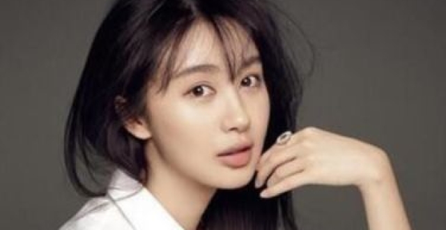 华商头条|面对Baby的回应李菲儿为何不敢正面刚？她到底怕什么