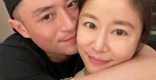 霍建华为林心如办生日宴！两人贴脸合照秀恩爱，却被46万名表抢镜