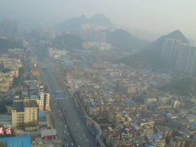 航拍贵阳花溪区西南环路,中曹司大桥,花溪大道中段车流