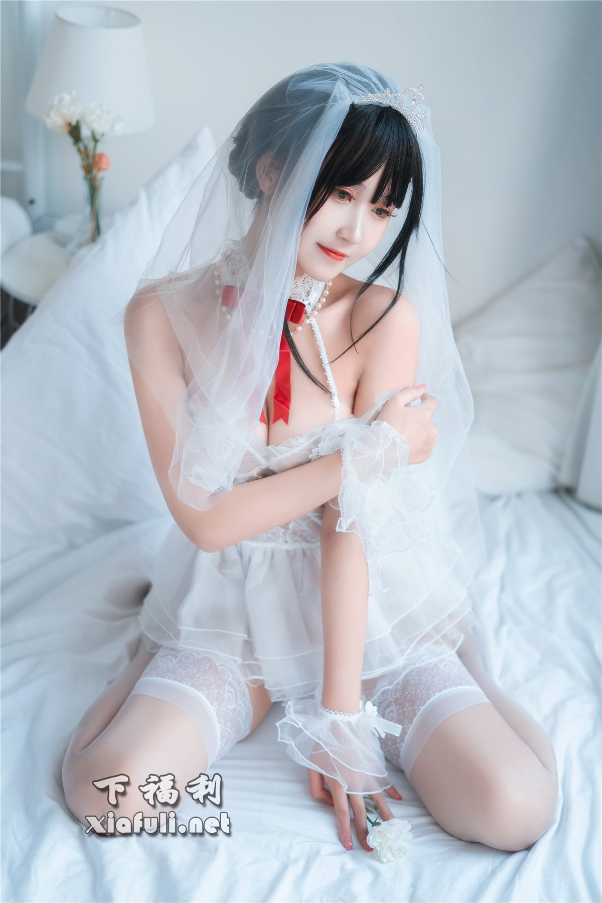 网络红人@三度_69 - 婚纱孔雀翎 [24P/388MB]