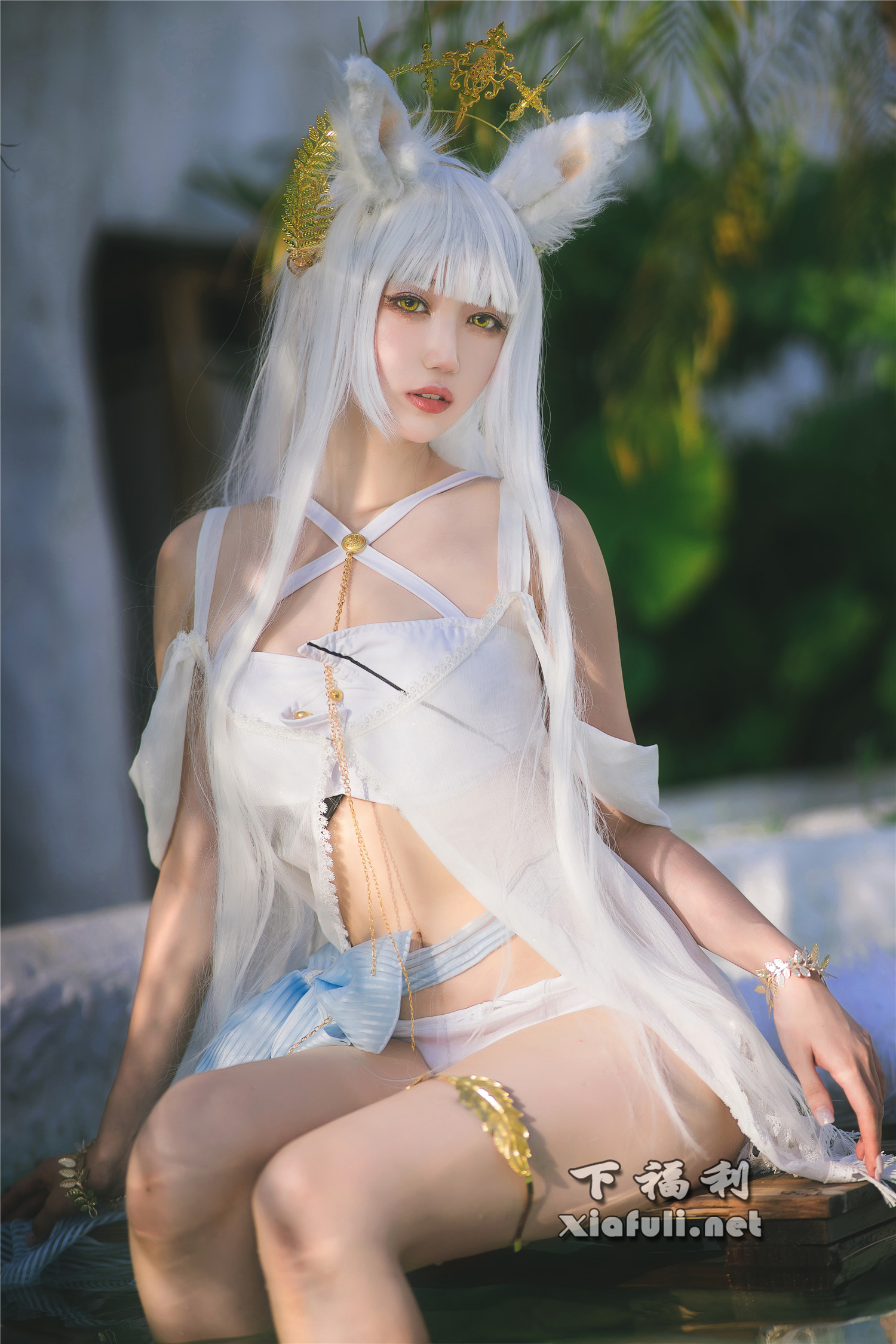 周叽是可爱兔兔 白金泳装[23P-339MB]